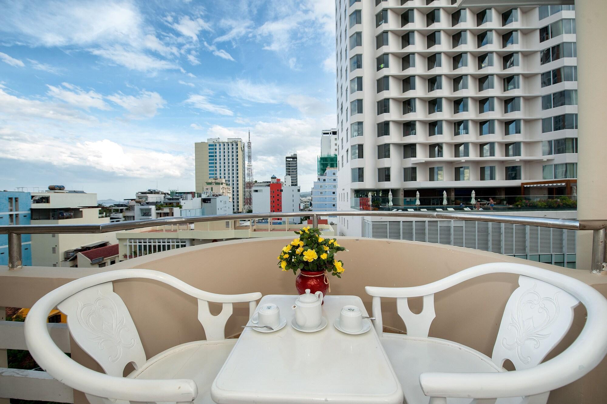 Palm Beach Hotel Nha Trang Exterior foto
