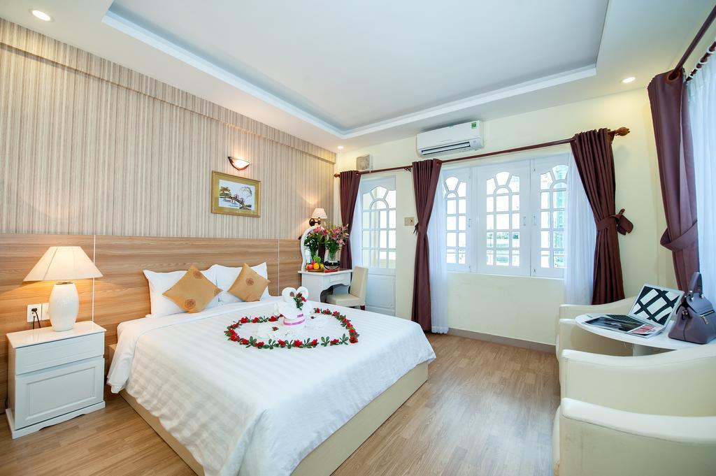 Palm Beach Hotel Nha Trang Exterior foto